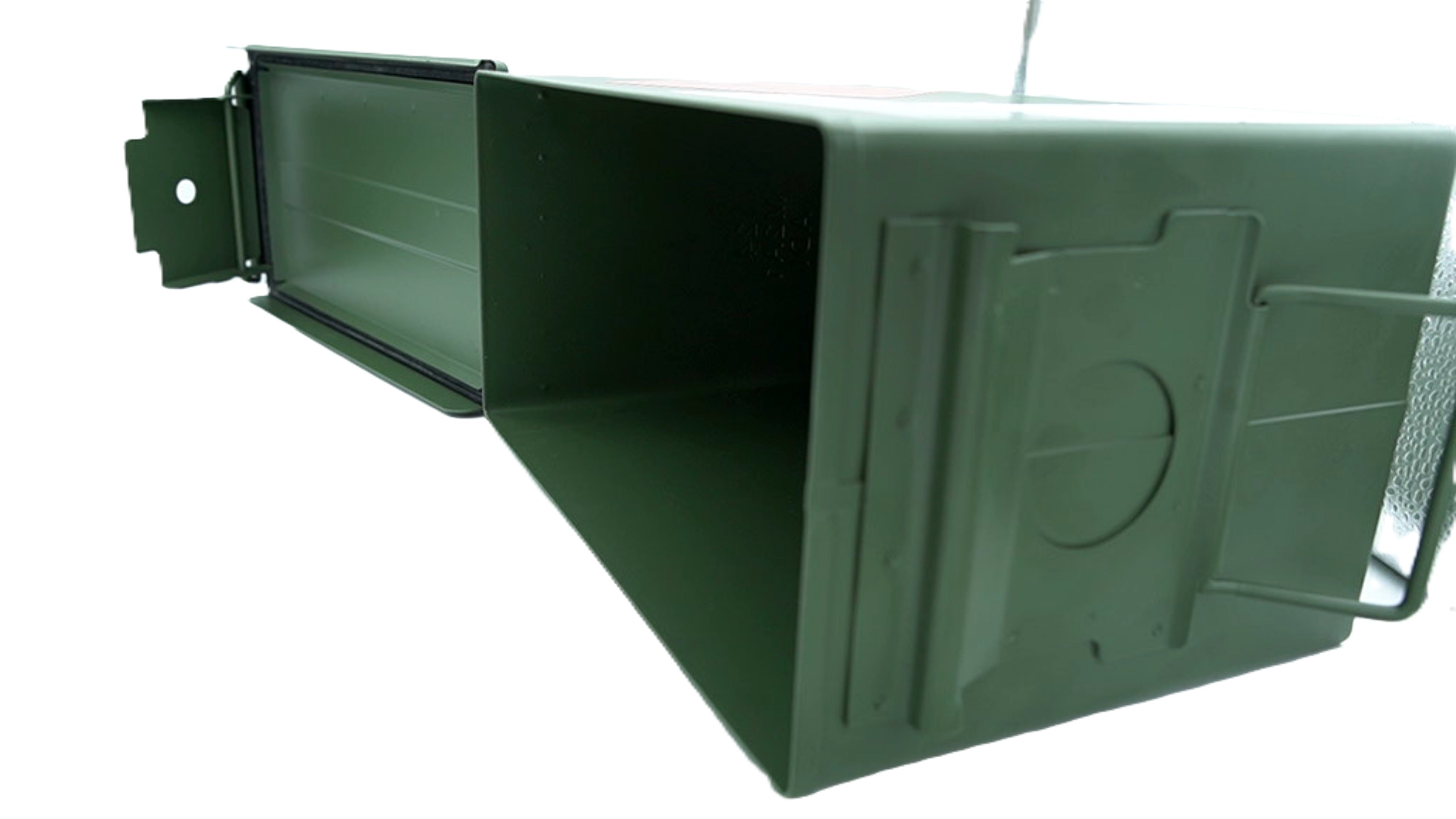 Blackr Green Steel Ammo Can — latch view