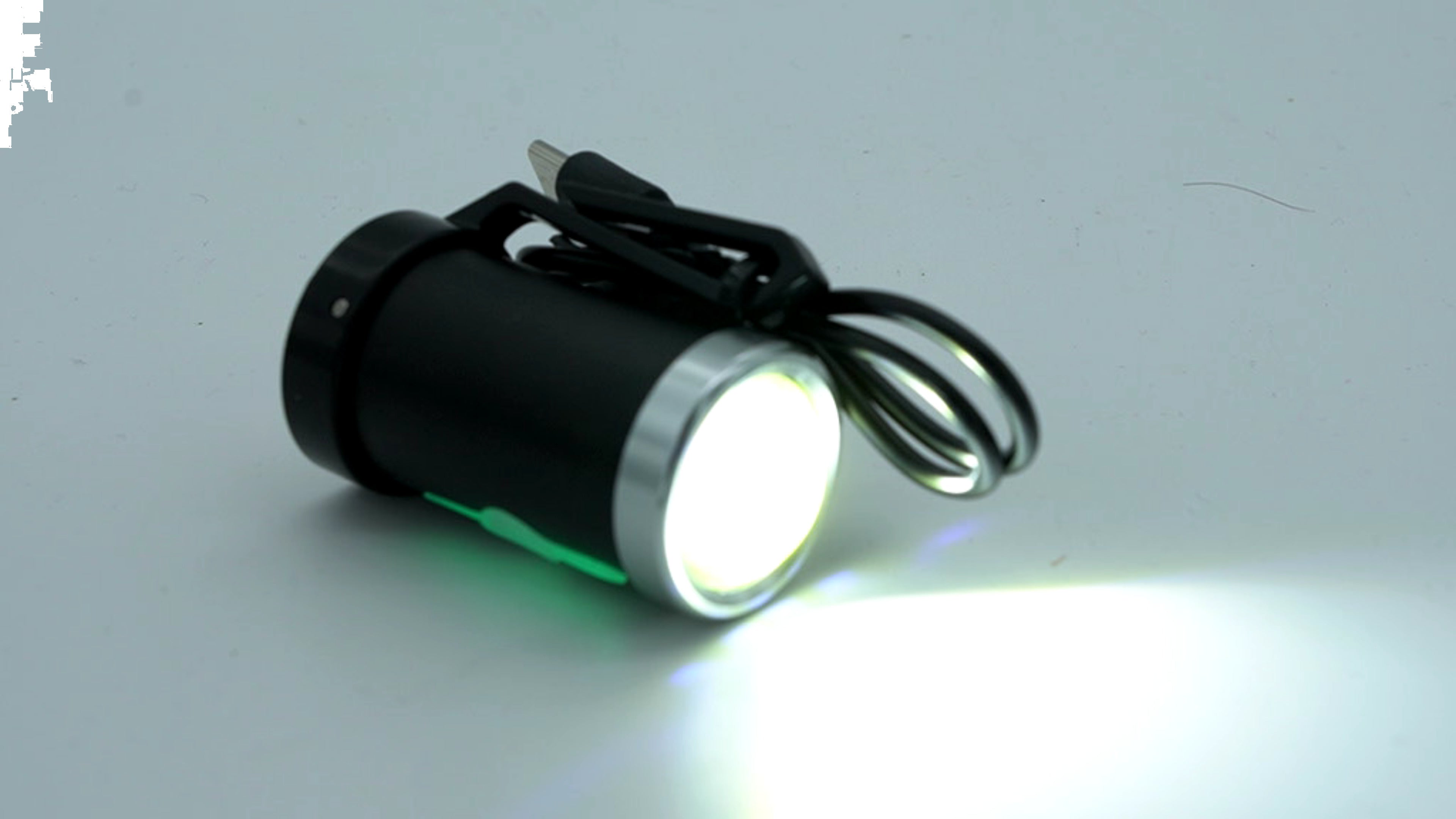 Mini Magnetic LED Flashlight Rechargeable Keychain