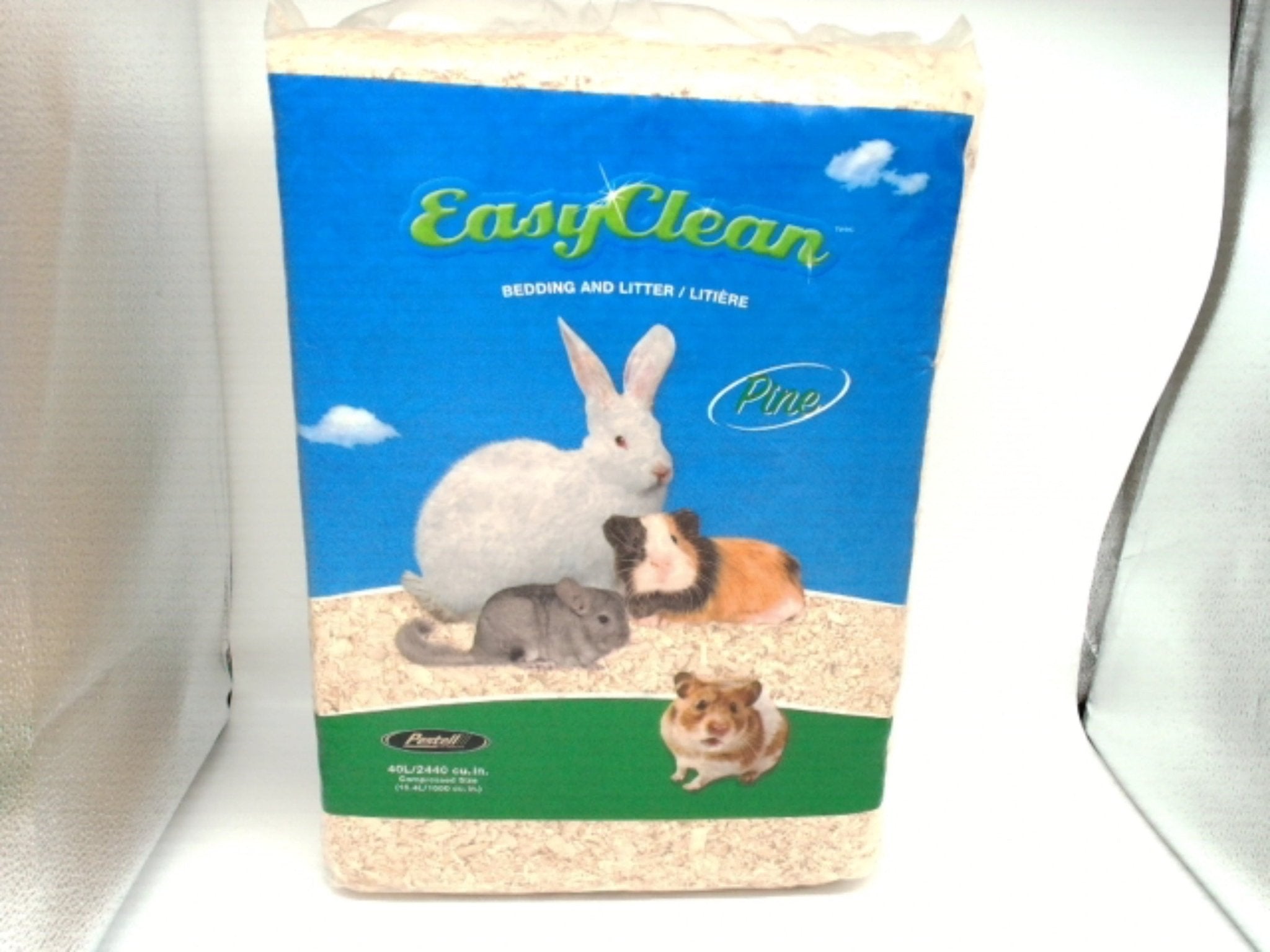 EasyClean Pine Bedding 40L - Absorbent Pet Litter - Brantford Surplus