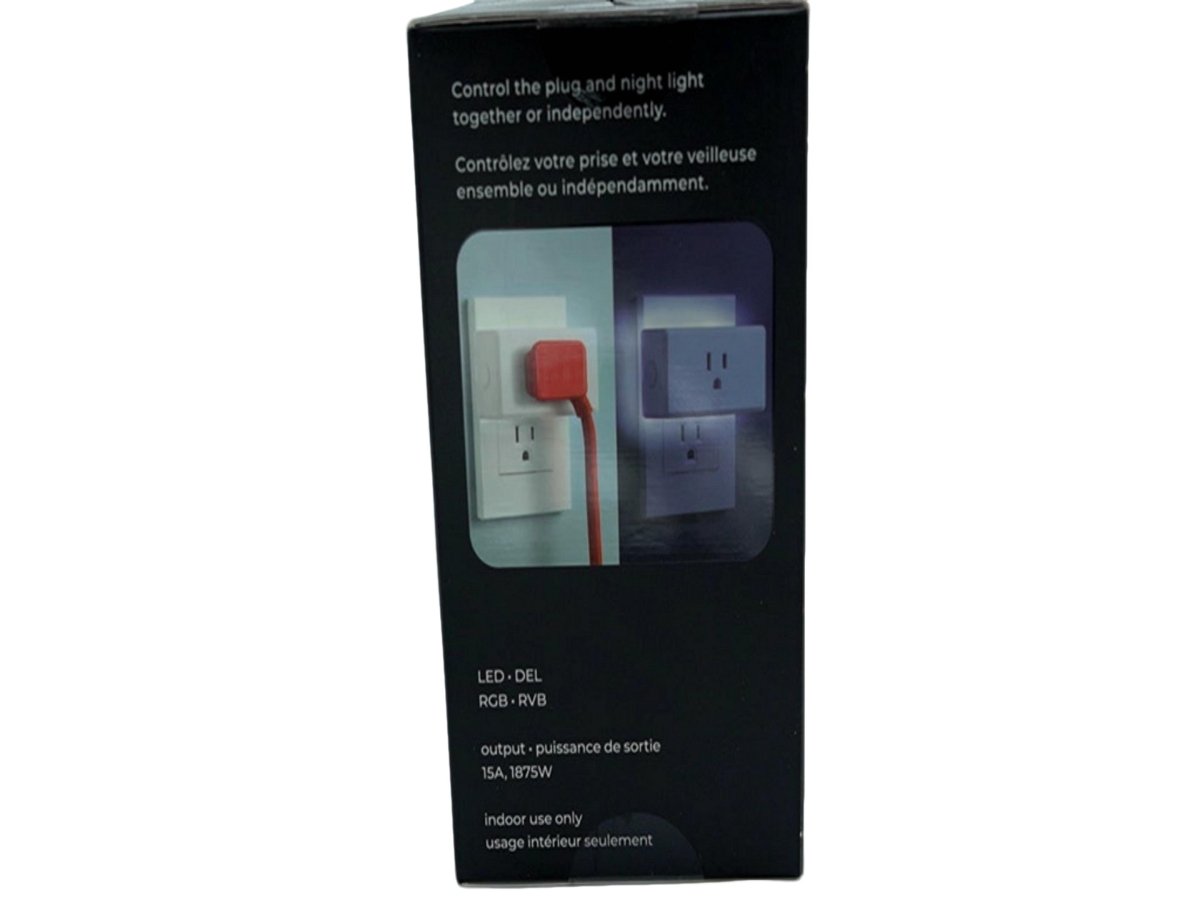 Globe Wi - Fi Smart Plug Night Light Outlet - White - Brantford Surplus