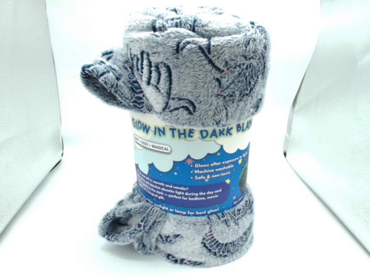 Glow in the Dark Blanket 150x200cm Soft Throw - Brantford Surplus