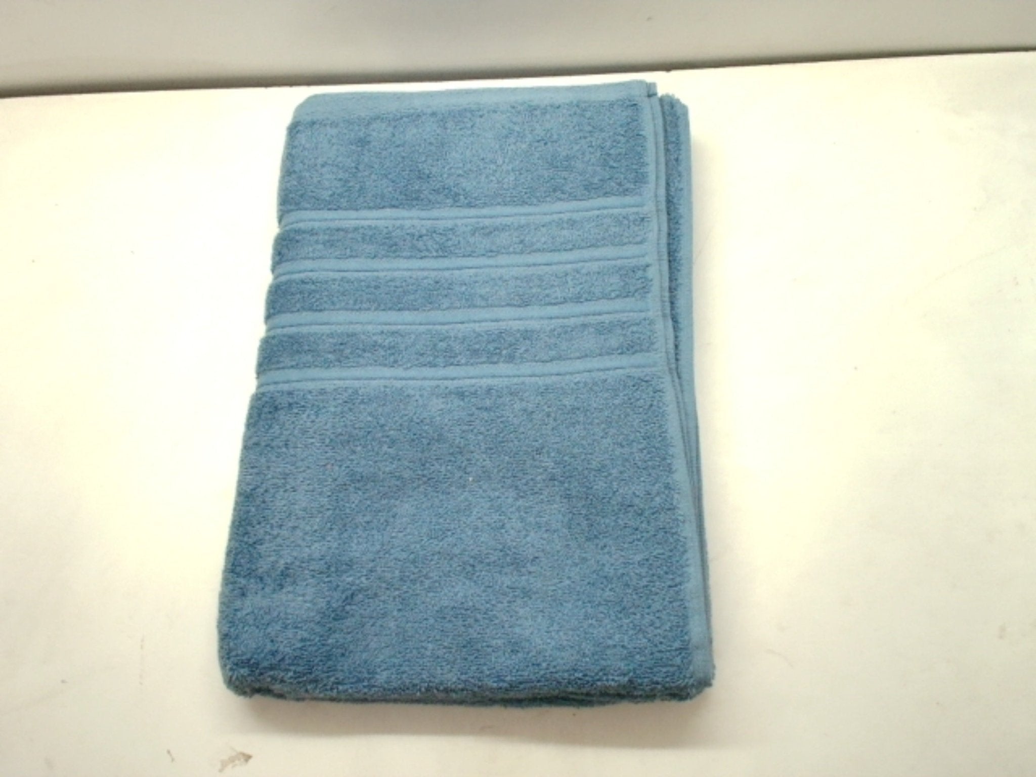 Large Blue Denim Bath Towel 32x64 - Haenkrs - Brantford Surplus