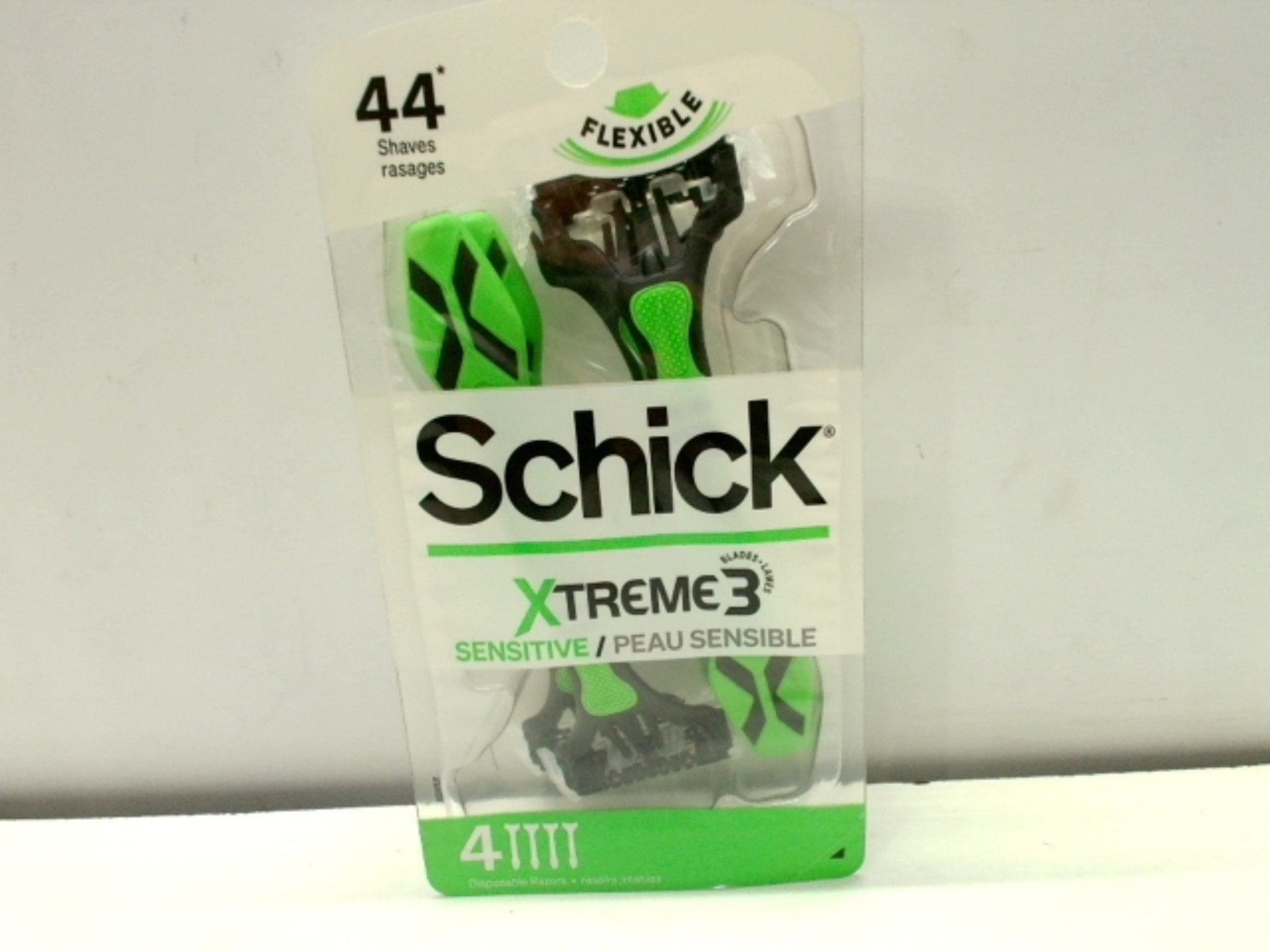 Schick Men’s Disposable Razors - Extreme 3 Blades 4 Pack - Brantford Surplus