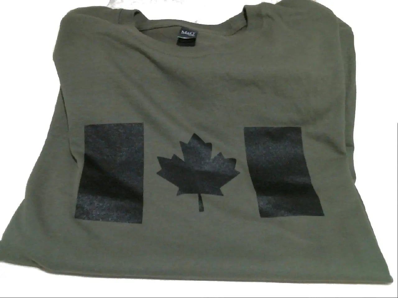 T-Shirt Canada flag olive drab - Medium - Brantford Surplus