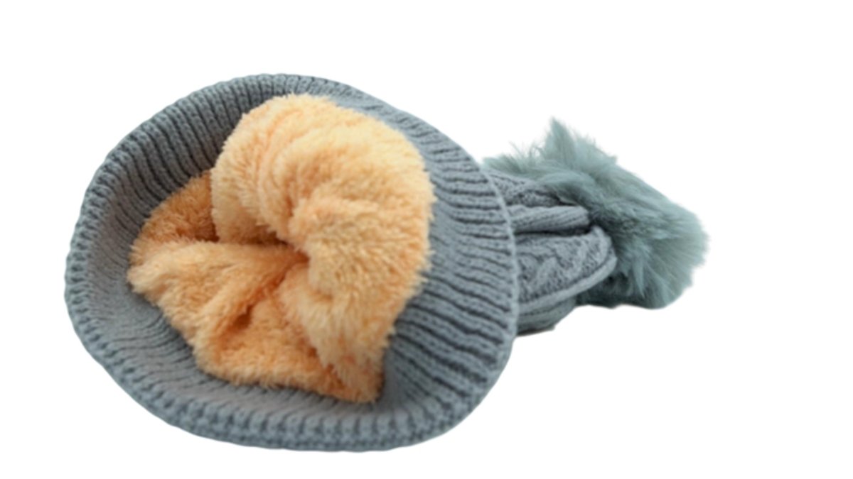 Women's Winter Pom Pom Beanie Hat - Ruby Assorted Colors - Brantford Surplus