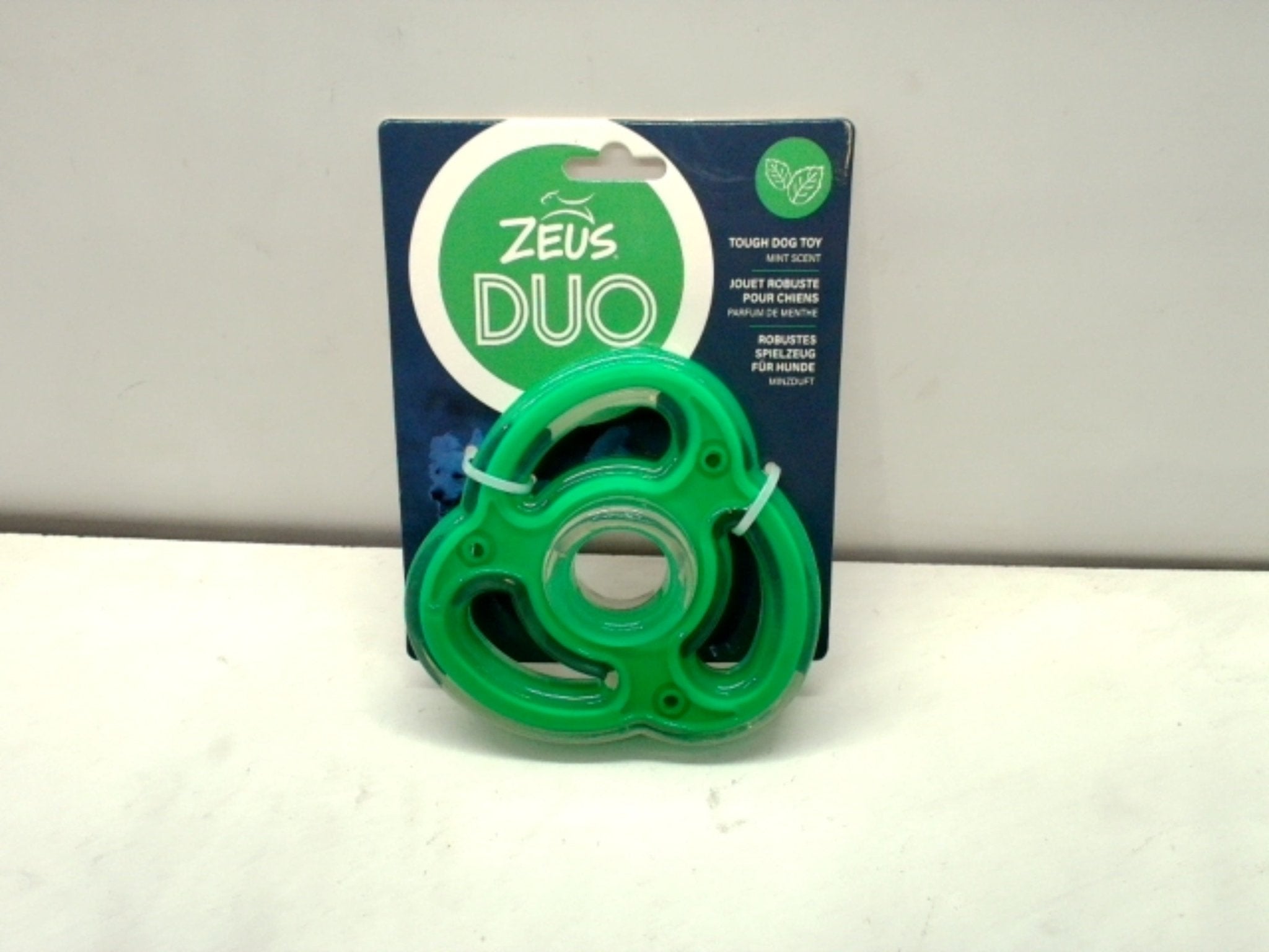 Zeus Ninja Star Chew Toy - Mint Scented Dog Toy - Brantford Surplus