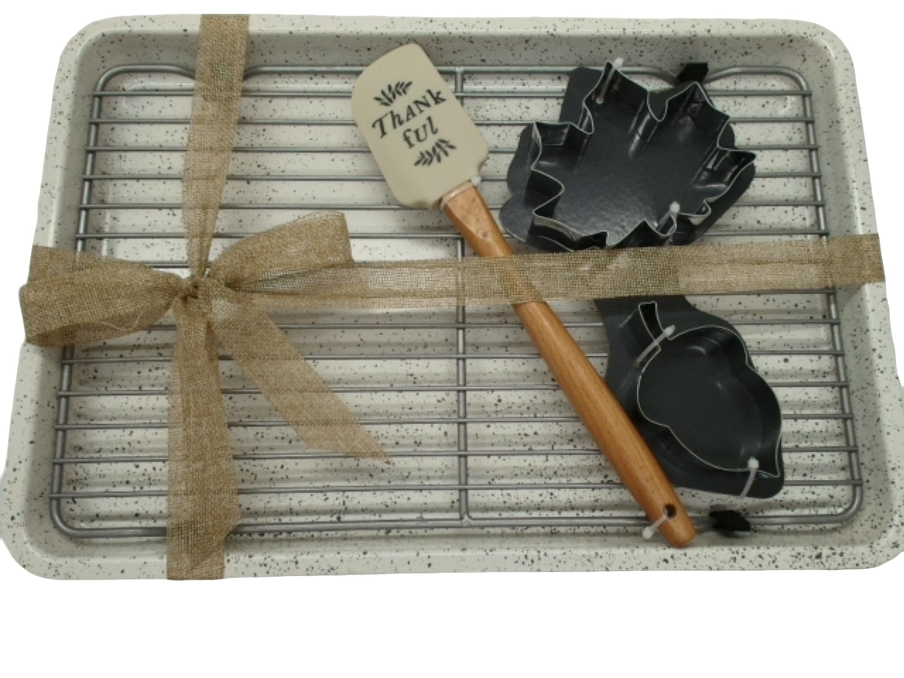 Bakeware Gift Set 6pcs. Dash of That - Brantford Surplus