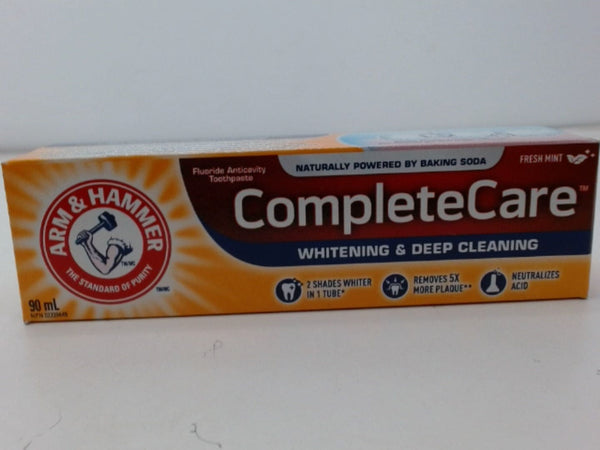 Toothpaste 90ml Whitening & Deep Cleaning Arm & Hammer