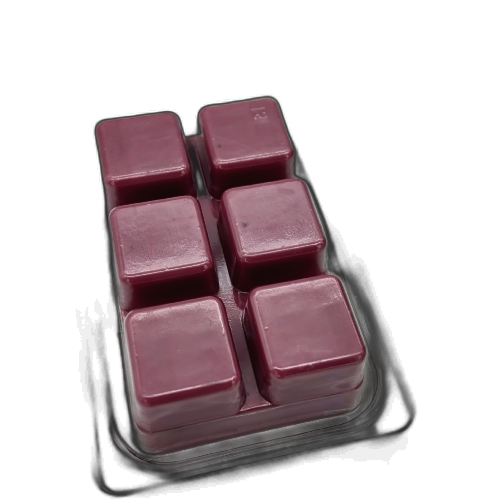 Sonoma Winterberry and Spruce 2.5oz Wax Melts — detail