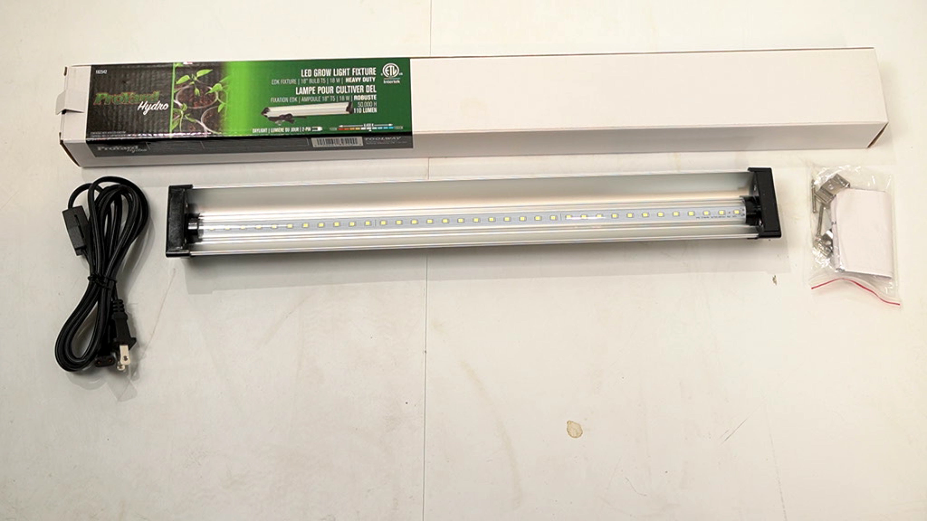 ProYard 18W LED T5 Grow Light 18" 6400K