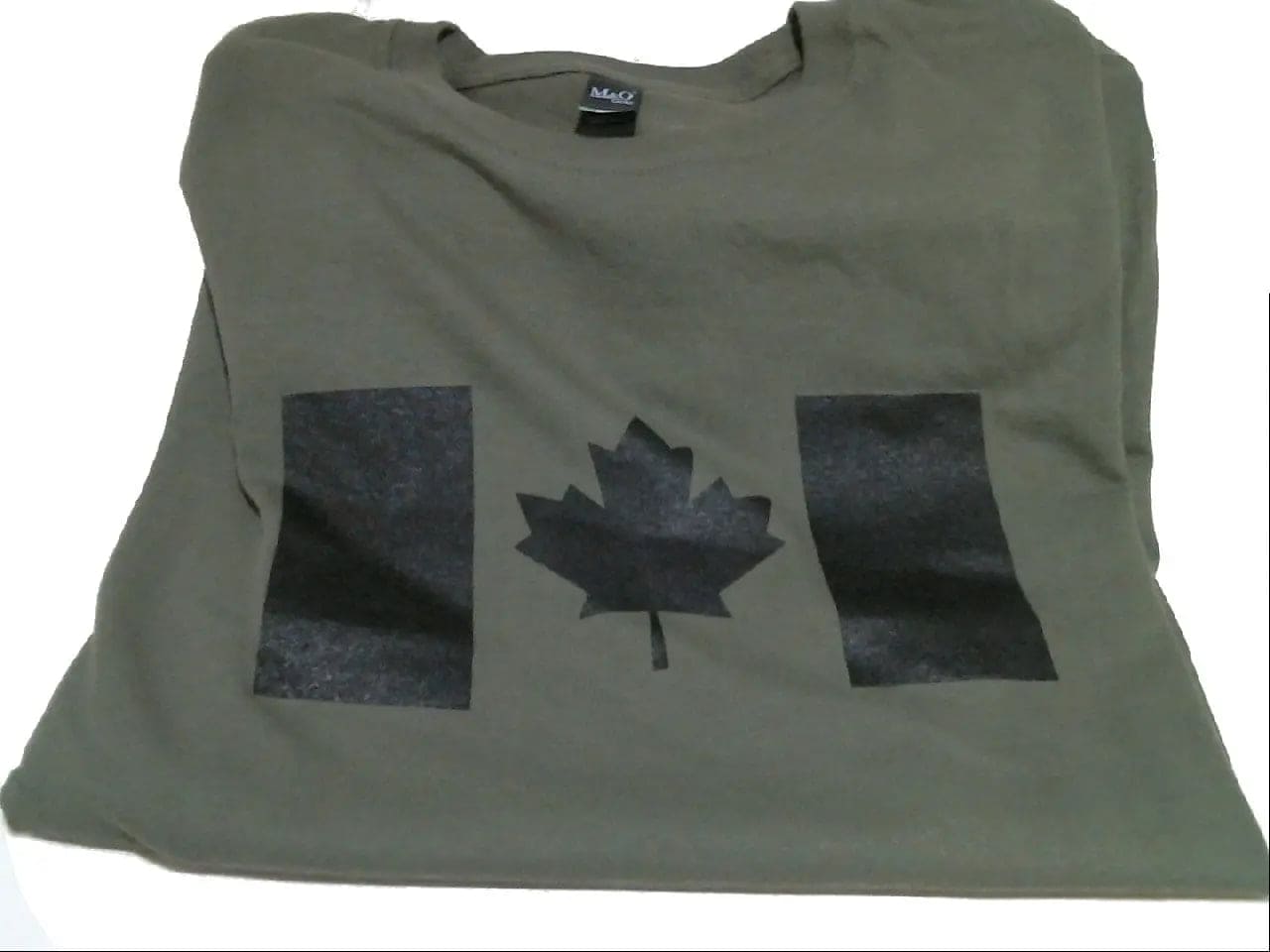 T-Shirt Canada flag olive drab - Xlarge WORLD FAMOUS SALES INC.