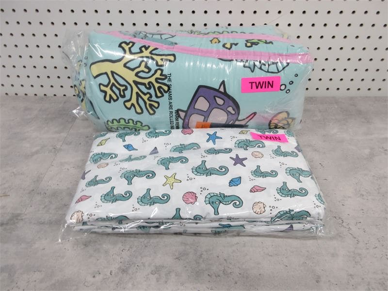 Bed In A Bag Kid's Twin Tide Pool Party Amazon Basics (endcap) - Brantford Surplus