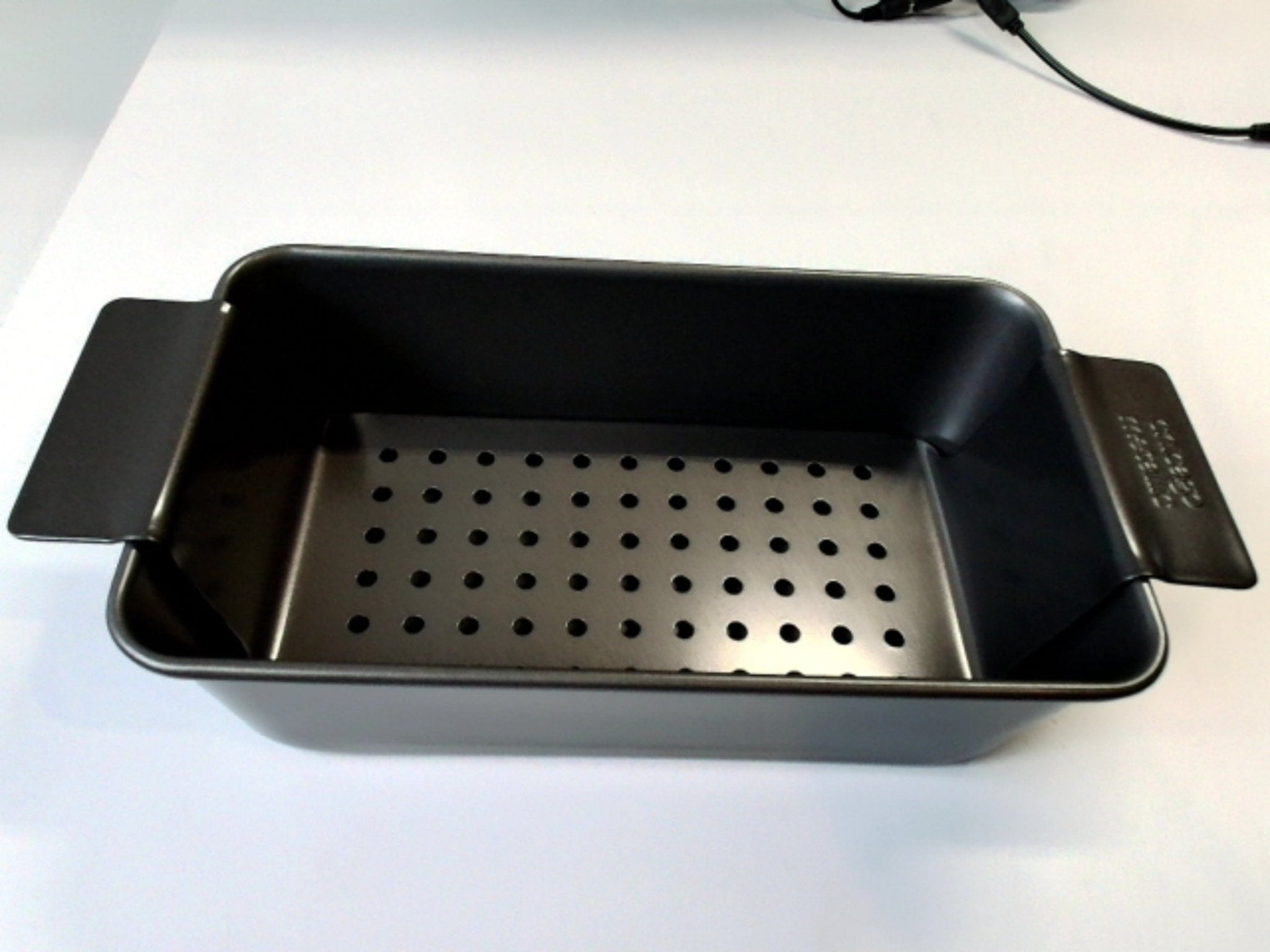 Chicago Metallic Nonstick Meatloaf Pan Set 9.5"x5.5" - Brantford Surplus