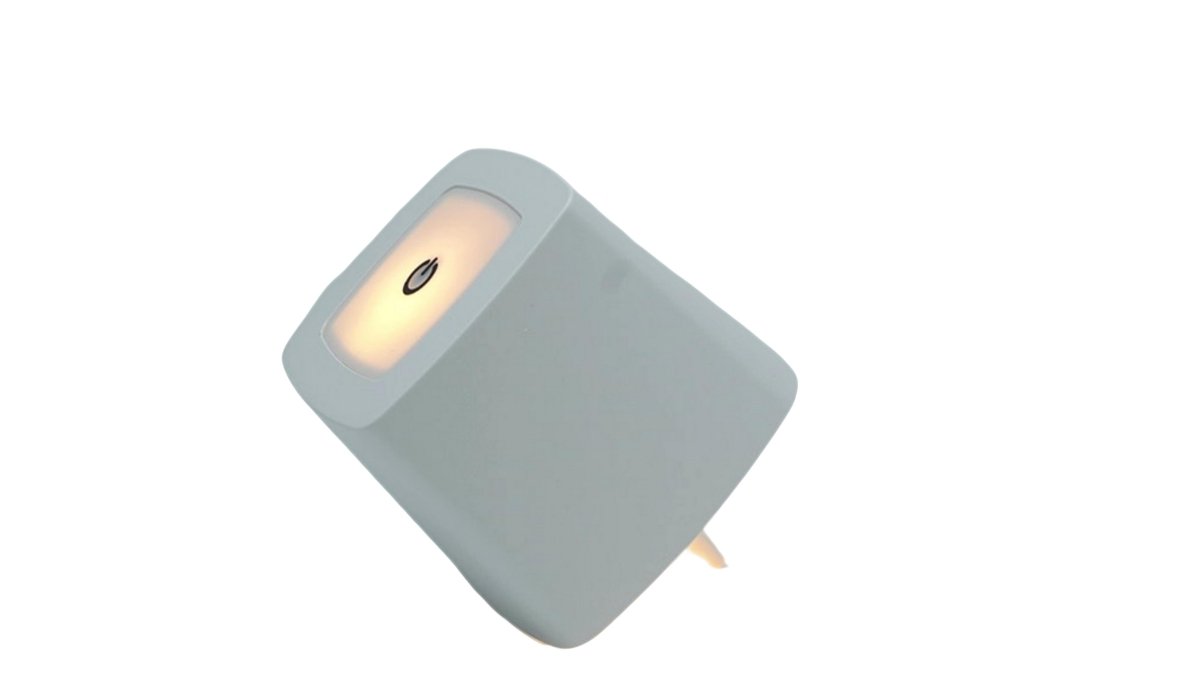 LED Bottle Lamp USB Rechargeable - White Display Light - Brantford Surplus