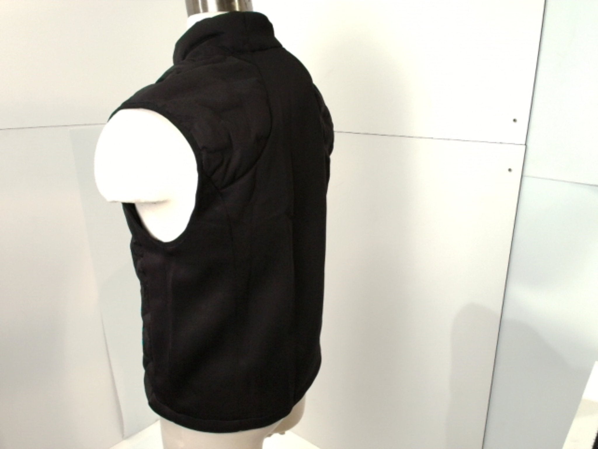 North End Black Puffer Vest - Warm Large Men's Outerwear - Brantford Surplus
