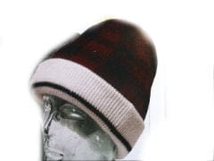 Toque 4 layer red check one size misty moutain - Brantford Surplus