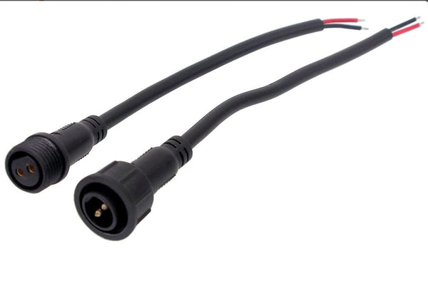 2/18 AWG electrical waterproof cable male/ female. 10A max. Length: 2 x 15 cm. 80∞, 300V wire
